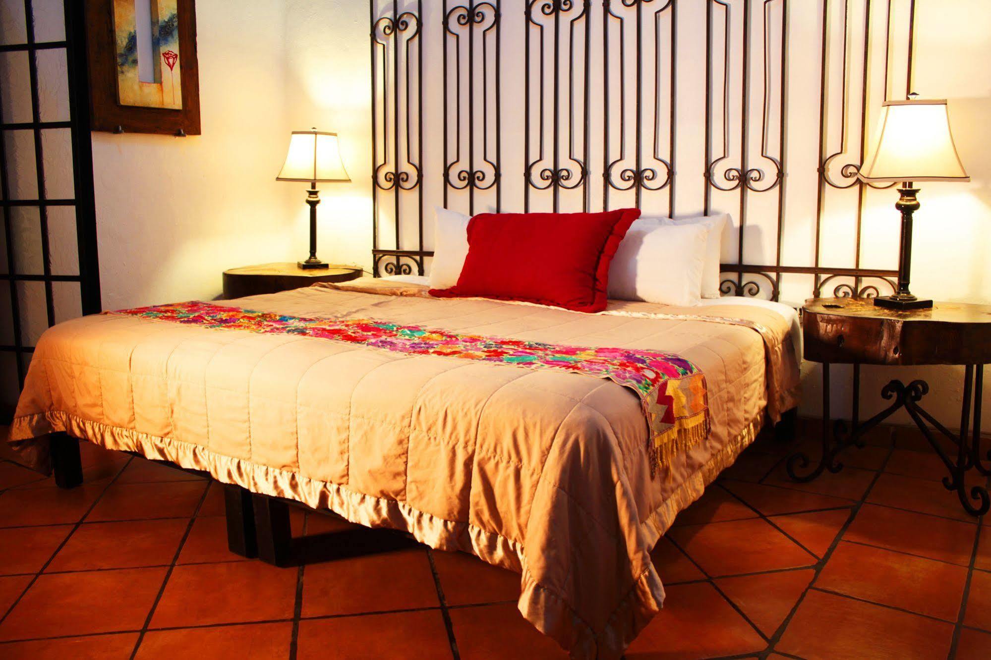 Hotel Casa Armonia Tlaquepaque Exterior foto