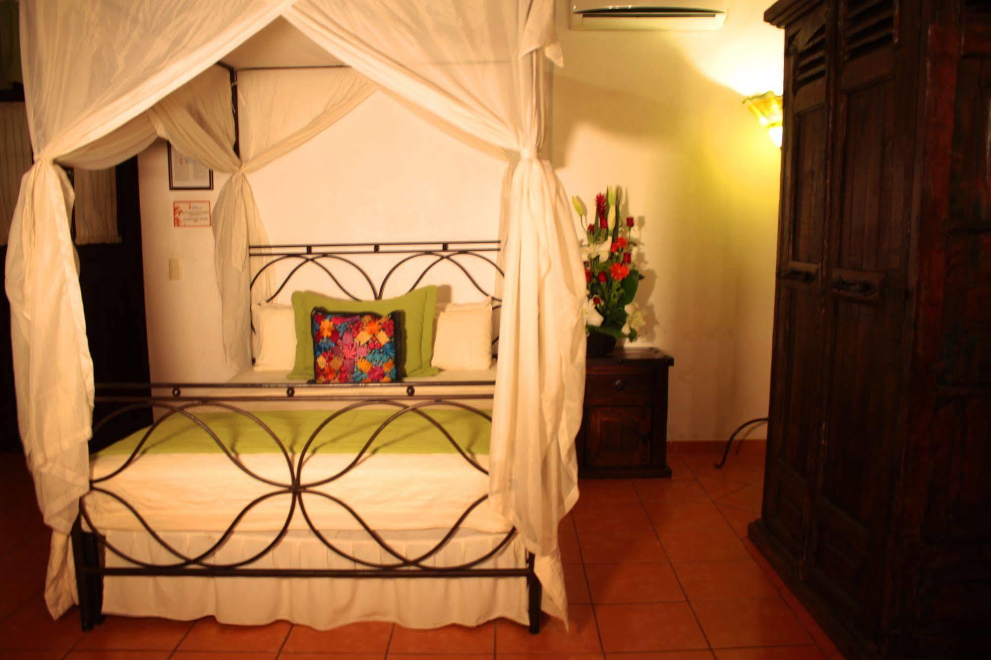 Hotel Casa Armonia Tlaquepaque Exterior foto